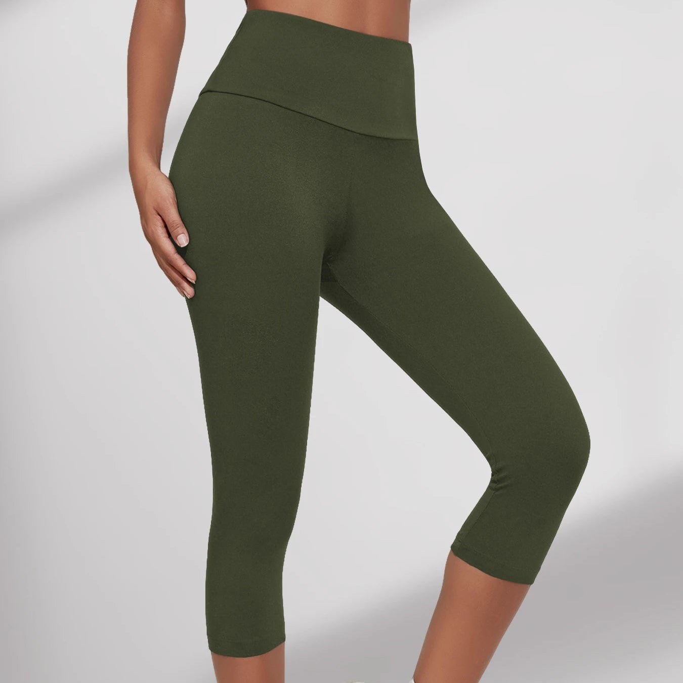 Women’s High Waisted Capri Workout Leggings